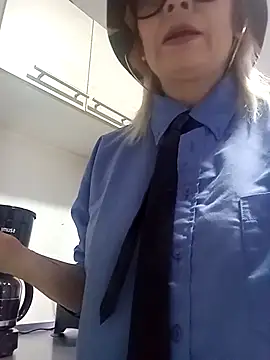 CandieGilson   online show from 5, 2, 2026