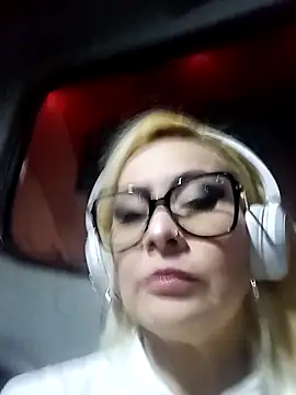 CandieGilson   online show from 31, 3, 2026