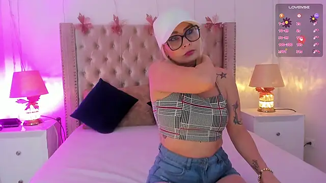 CandieGilson   online show from 22, 2, 2026