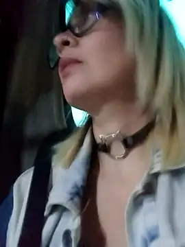 Snapshot of CandieGilson__ chatting on 3, 10, 2025 CandieGilson online show from 3, 10, 2025