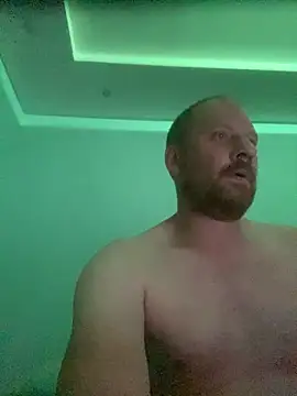 Krzysiekg123 online show from 20, 10, 2025