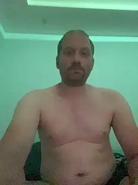 Krzysiekg123 online show from 10, 9, 2025