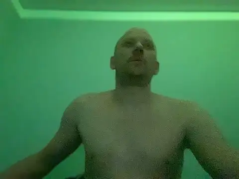 Krzysiekg123 online show from 25, 2, 2025