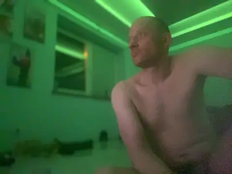 Krzysiekg123 online show from 21, 2, 2025