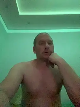 Krzysiekg123 online show from 15, 1, 2026