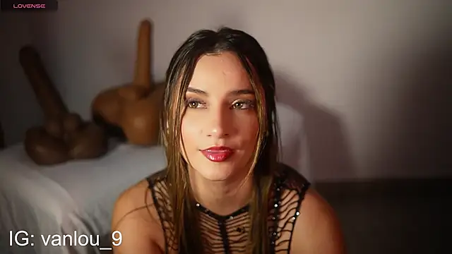 Vaniluu 9 online show from 22, 10, 2025