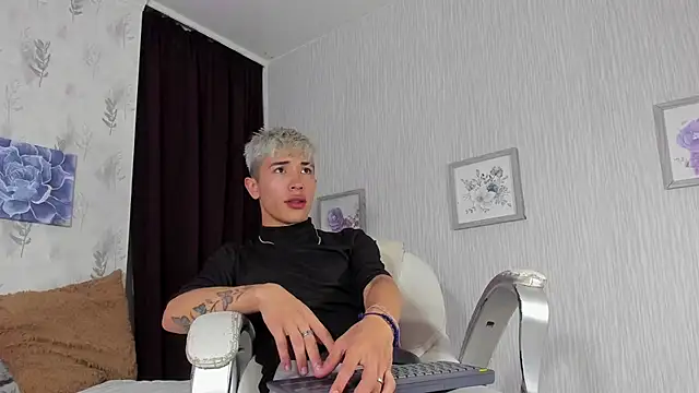 Ianwayne online show from 20, 2, 2025