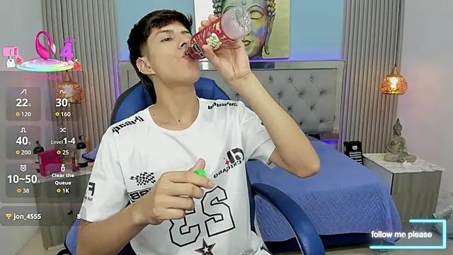 Estiv18  online show from 5, 12, 2025