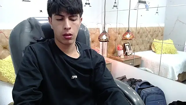 Estiv18  online show from 17, 3, 2025