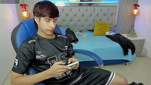 Estiv18  online show from 12, 1, 2026