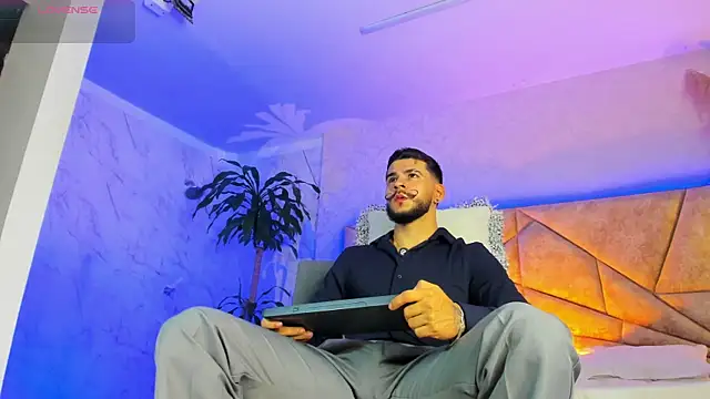 DickGriffith  online show from 12, 10, 2025