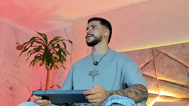 DickGriffith  online show from 28, 9, 2025