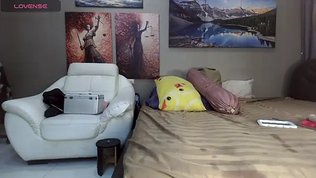 DarkDiamondx online show from 15, 11, 2025