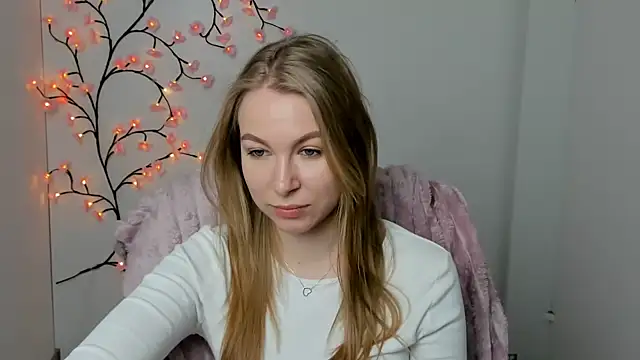 Dana flowers online show from 18, 12, 2025