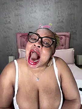 VixenRoyaleX online show from 17, 9, 2025