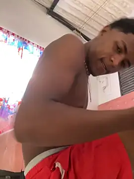 Snapshot of Bichorro chatting on 6, 10, 2025 Bichorro online show from 6, 10, 2025