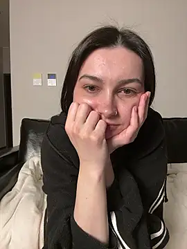 lunalovelee online show from 21, 2, 2026