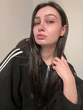 lunalovelee online show from 24, 2, 2026