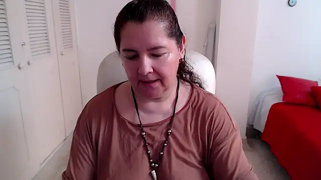 leonela 69 online show from 14, 6, 2026