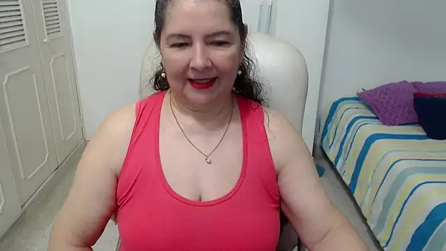 leonela 69 online show from 18, 5, 2026