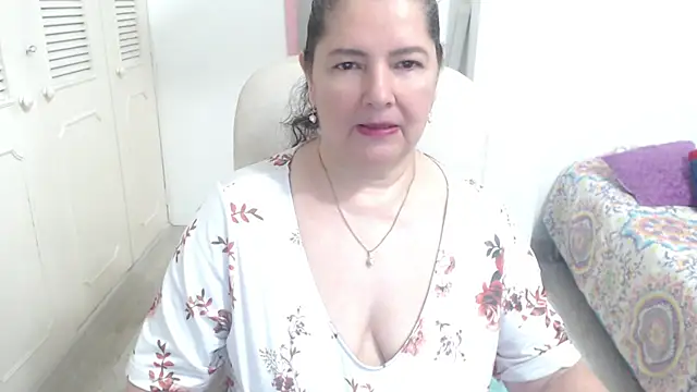 leonela 69 online show from 8, 5, 2026