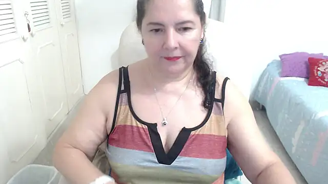 leonela 69 online show from 21, 4, 2026