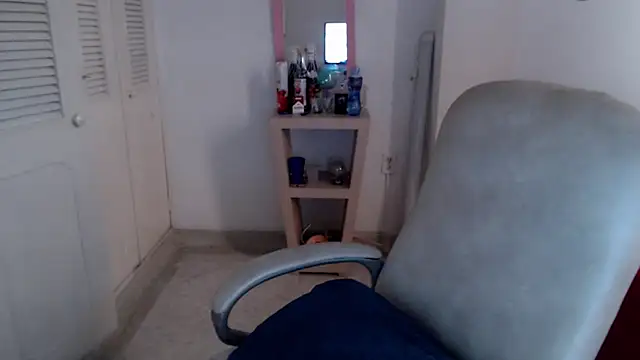 leonela 69 online show from 15, 6, 2026