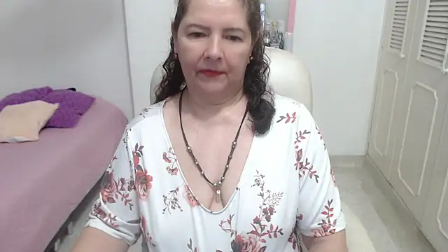 leonela 69 online show from 1, 7, 2026