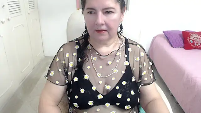 leonela 69 online show from 2, 5, 2026