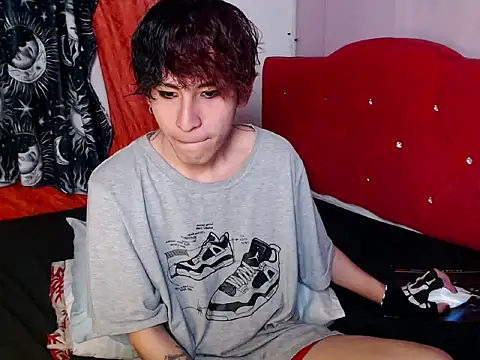 Alien Twink online show from 4, 10, 2025