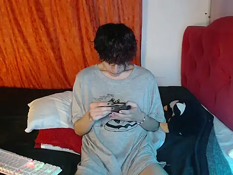 Alien Twink online show from 26, 9, 2025