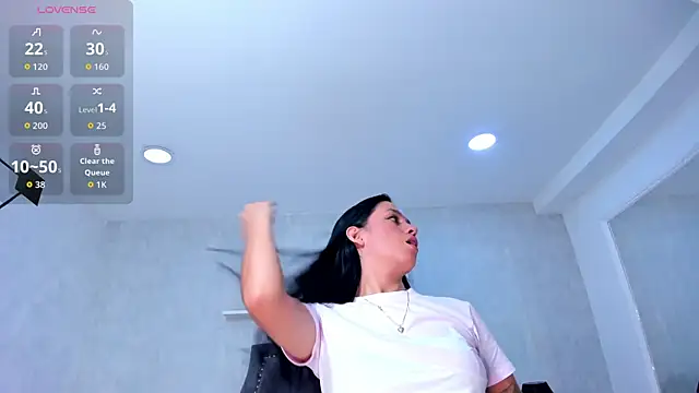 EmiliaRose  online show from 26, 10, 2025