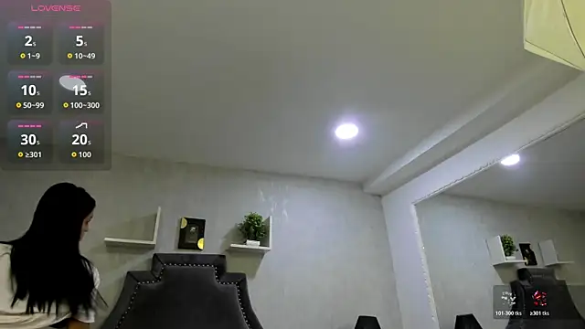 EmiliaRose  online show from 19, 10, 2025