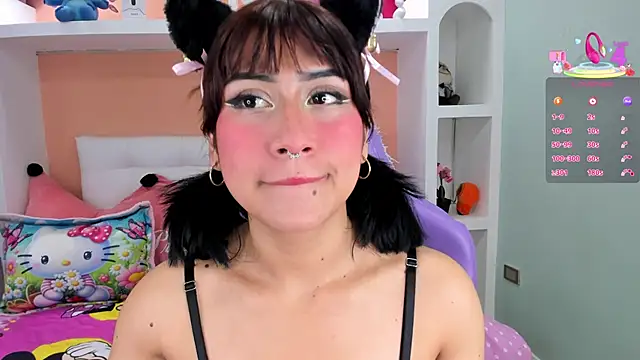 miss   megan online show from 17, 3, 2025