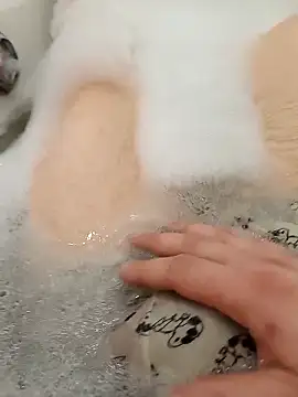 Snapshot of flo000031 chatting on 15, 1, 2026 flo000031 online show from 15, 1, 2026