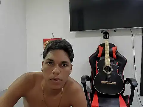 Snapshot of David_Gil19 chatting on 1, 3, 2025 David Gil19 online show from 1, 3, 2025