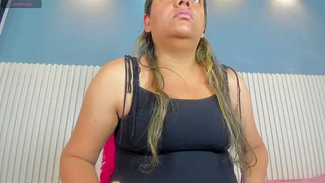 Aida-nicolle online show from 14, 3, 2025