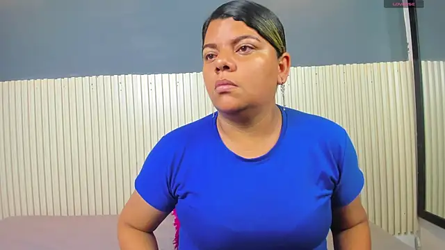 Aida-nicolle online show from 6, 10, 2025