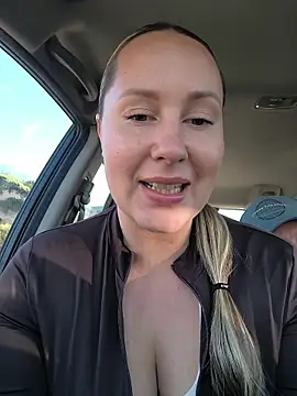 Mona Plus online show from 9, 11, 2025