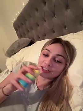 Snapshot of skyemorgan01 chatting on 3, 3, 2026 skyemorgan01 online show from 3, 3, 2026