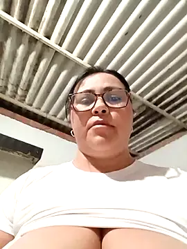 promiscuous-indecent-momm online show from 2, 11, 2025