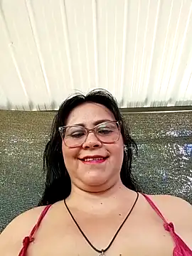 promiscuous-indecent-momm online show from 26, 4, 2026