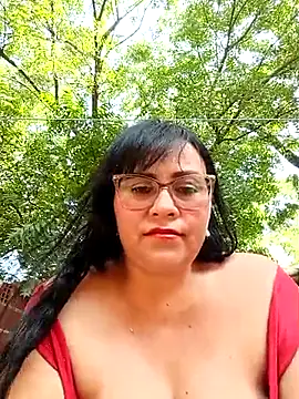 Snapshot of promiscuous-indecent-momm chatting on 23, 6, 2026 promiscuous-indecent-momm online show from 23, 6, 2026