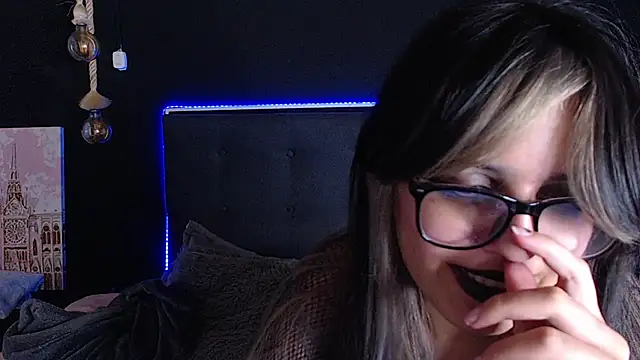 scarleth shadow online show from 9, 3, 2025