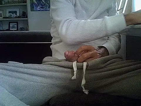 createur34 online show from 3, 10, 2025