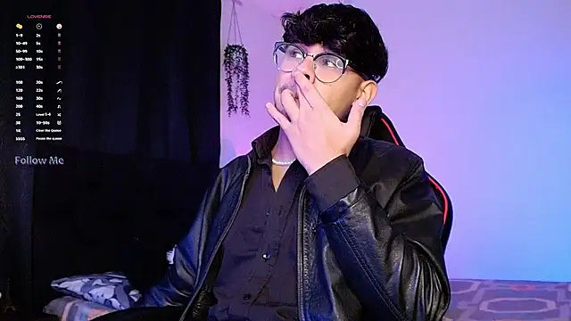 isaac-saenz online show from 28, 10, 2025