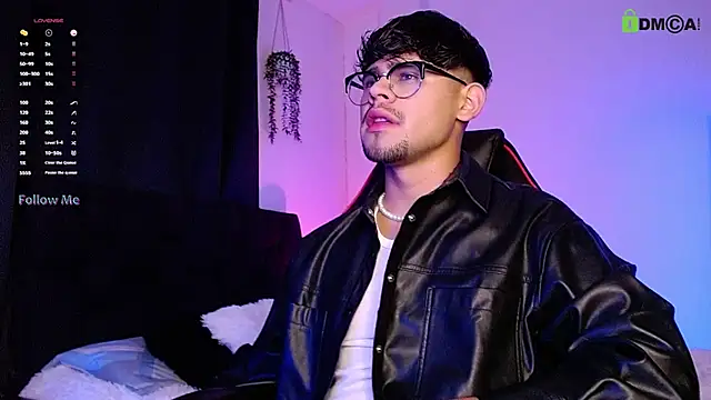 isaac-saenz online show from 15, 10, 2025