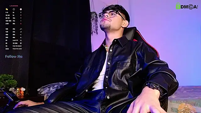 isaac-saenz online show from 9, 11, 2025