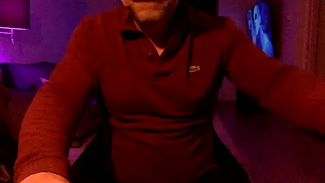 Bleueyez007 online show from 18, 2, 2025