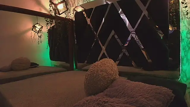 charlotte bluee online show from 29, 10, 2025